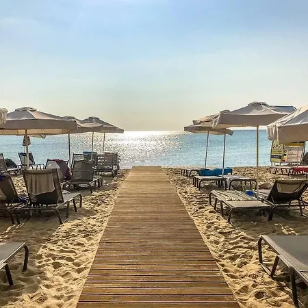 Top Location Low Cost City شقة