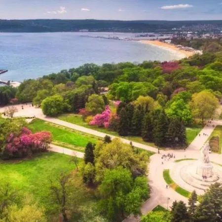 Top Location Low Cost City شقة فارنا